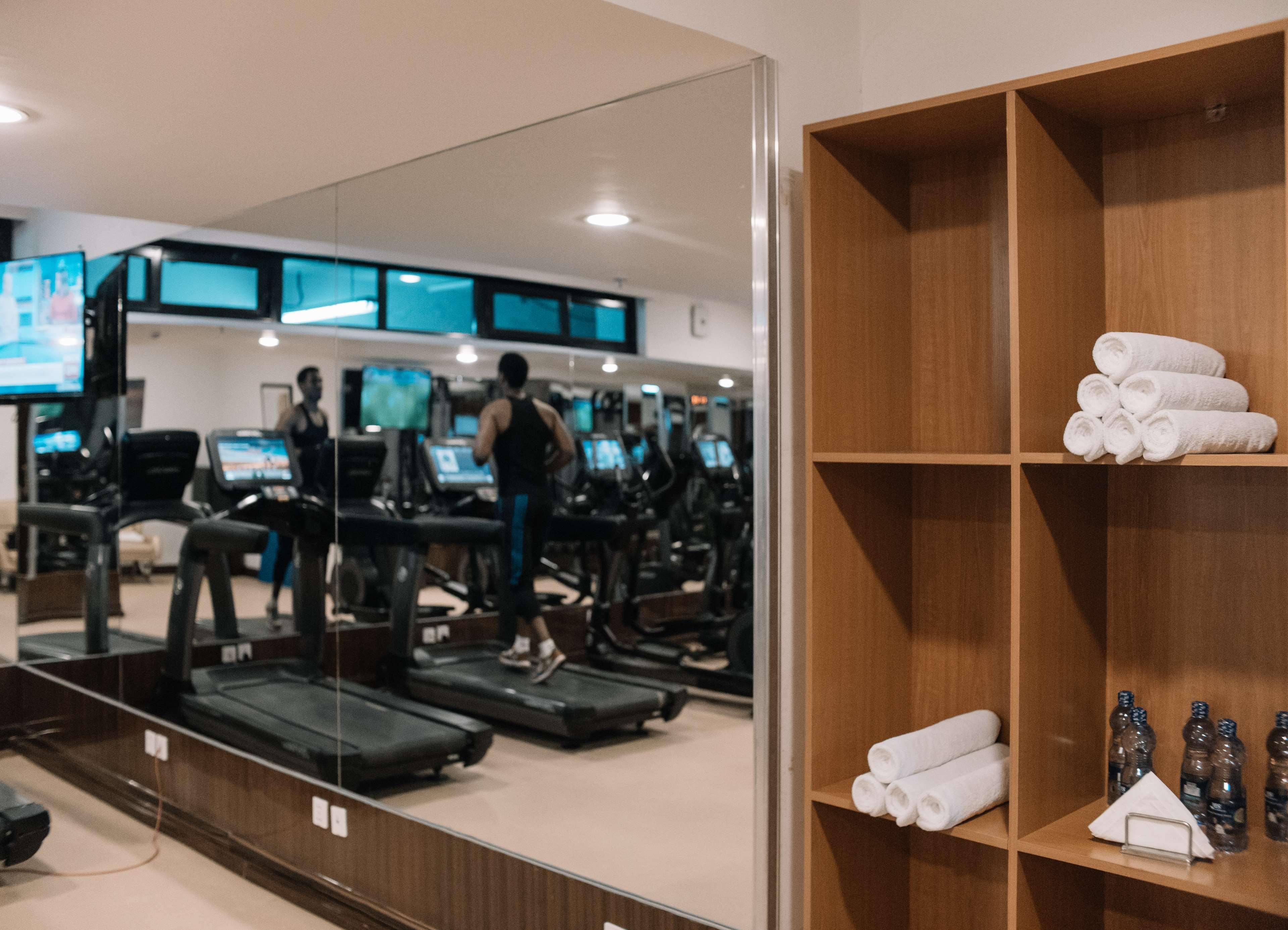 Golden Tulip Addis Ababa Ξενοδοχείο Εξωτερικό φωτογραφία